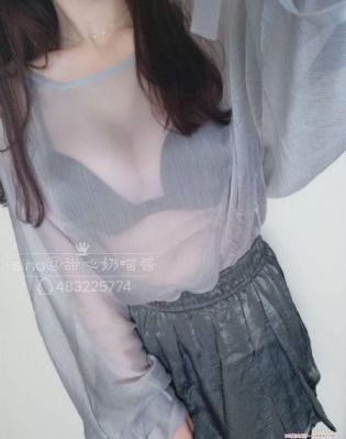 朋友的丰满妈咪_在线电影免费观看